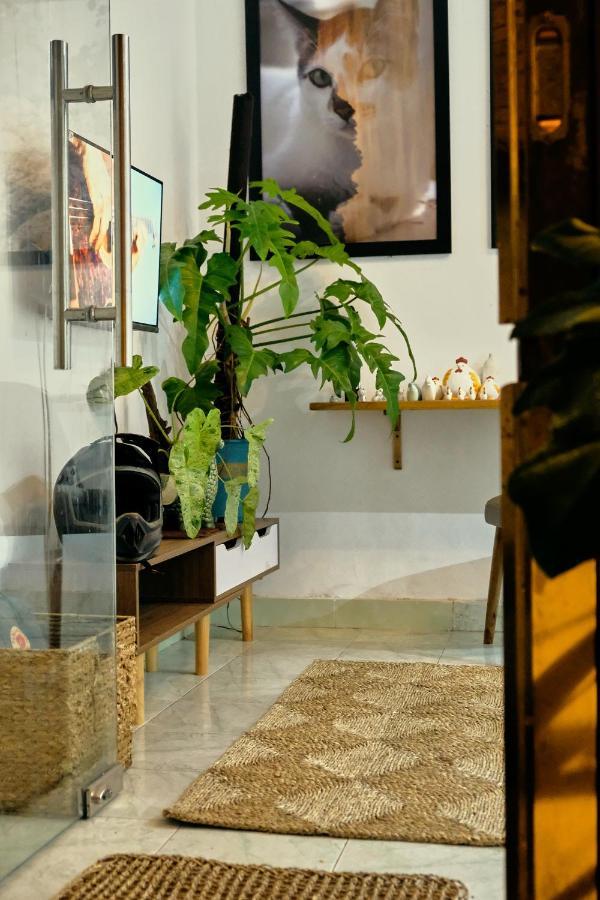 Căn hộ Peaceful Saigon - Entire House 1br In District 1 - Pet-friendly
