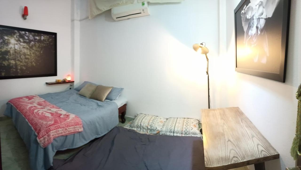 Căn hộ Peaceful Saigon - Entire House 1br In District 1 - Pet-friendly *